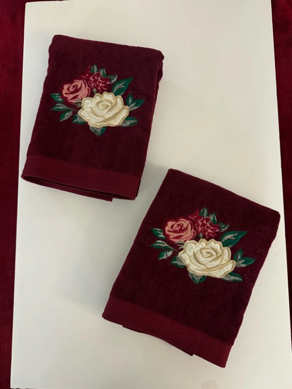 Pair Vintage Cambridge Burgundy With Rose Appliqué Bath Towels 23” X 45” Cotton